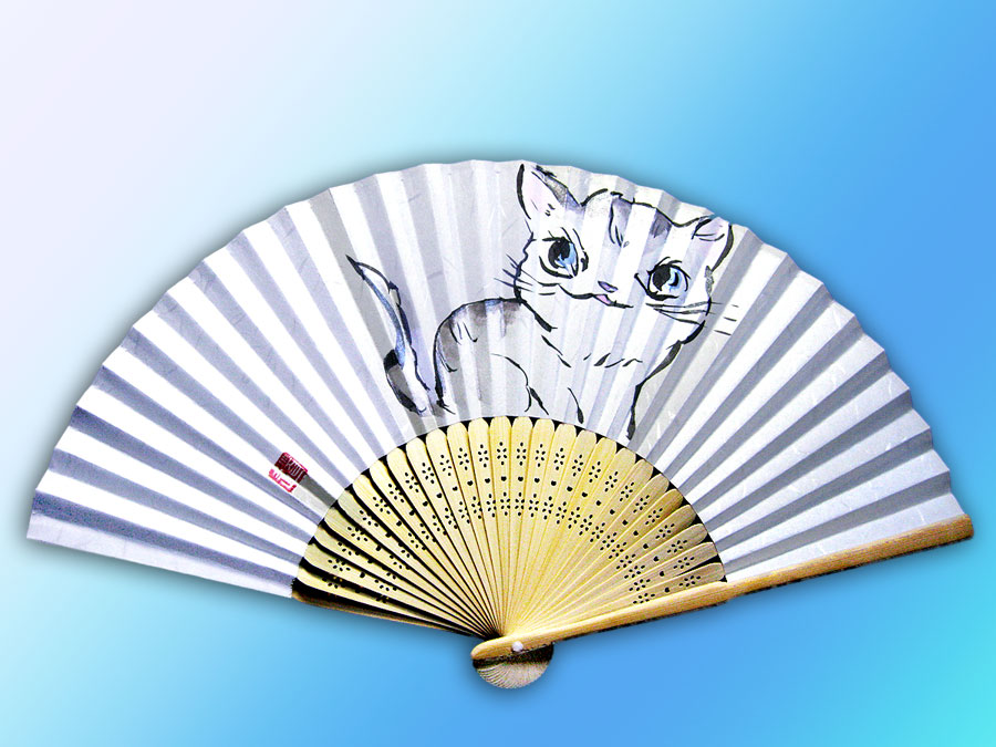 青い目の猫の扇子・猫道 cat japanese fan by michiya nakao 中尾道也