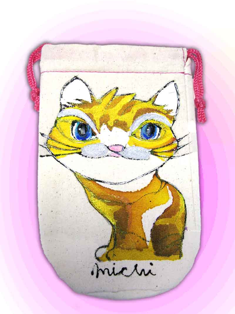 黄色の猫の絵のペツトボトルケース